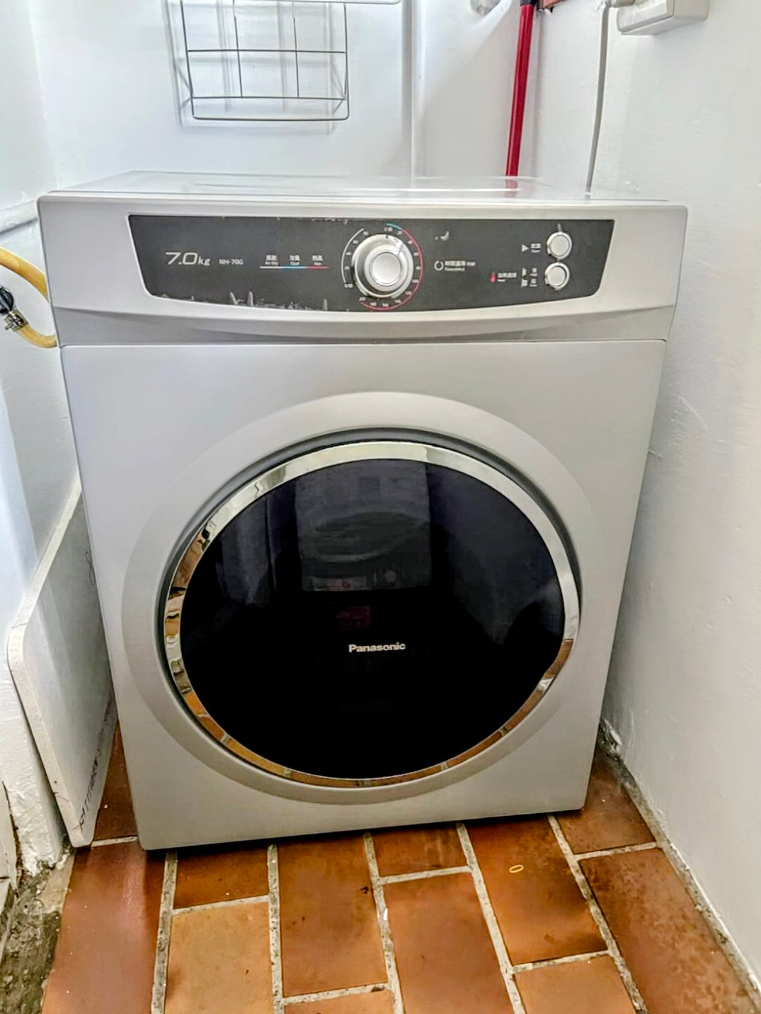 Comfy 2-Bedroom Home (XY256)