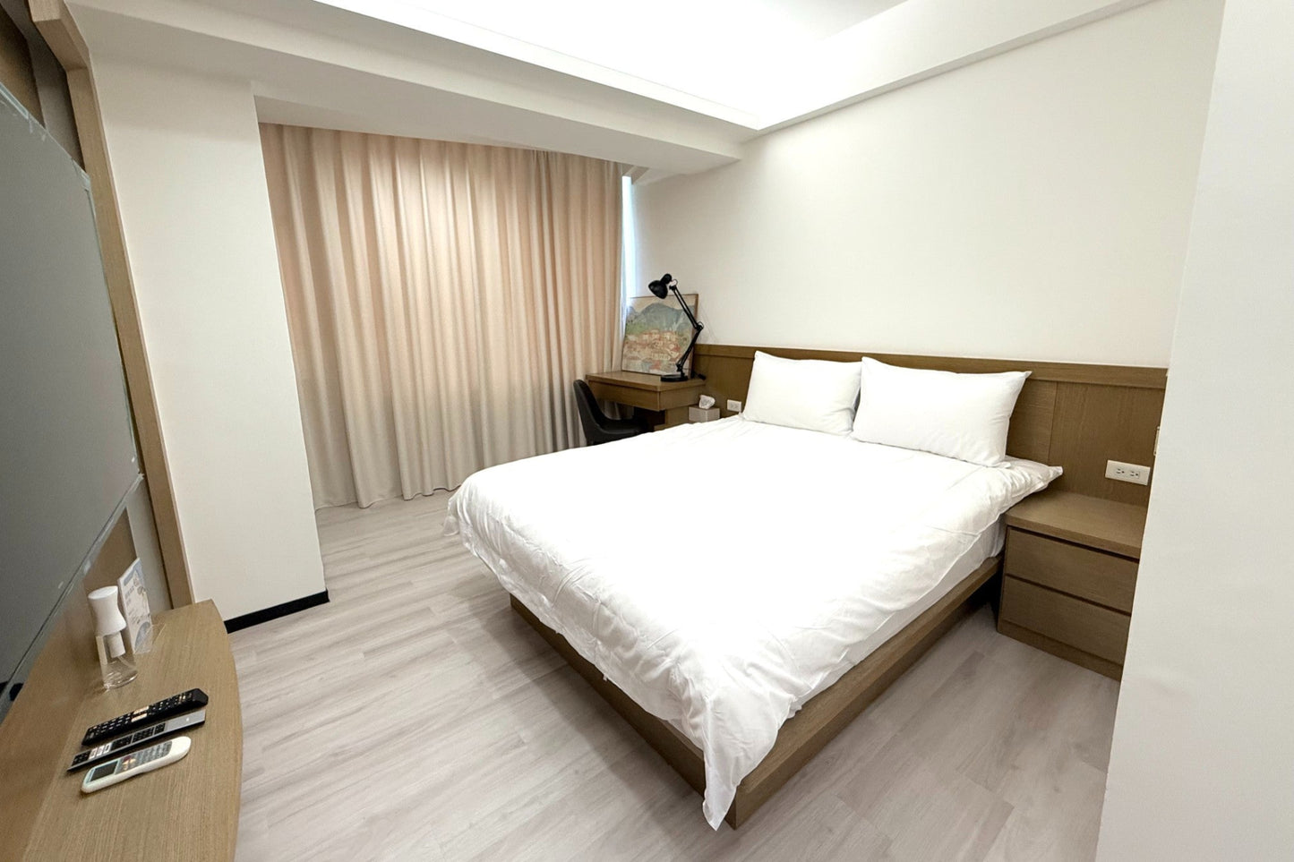 Relaxing Studio with Private Bathroom (CC4-3)