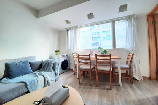 Cozy Convenient En-Suite Rooms Apartment (ZX17)