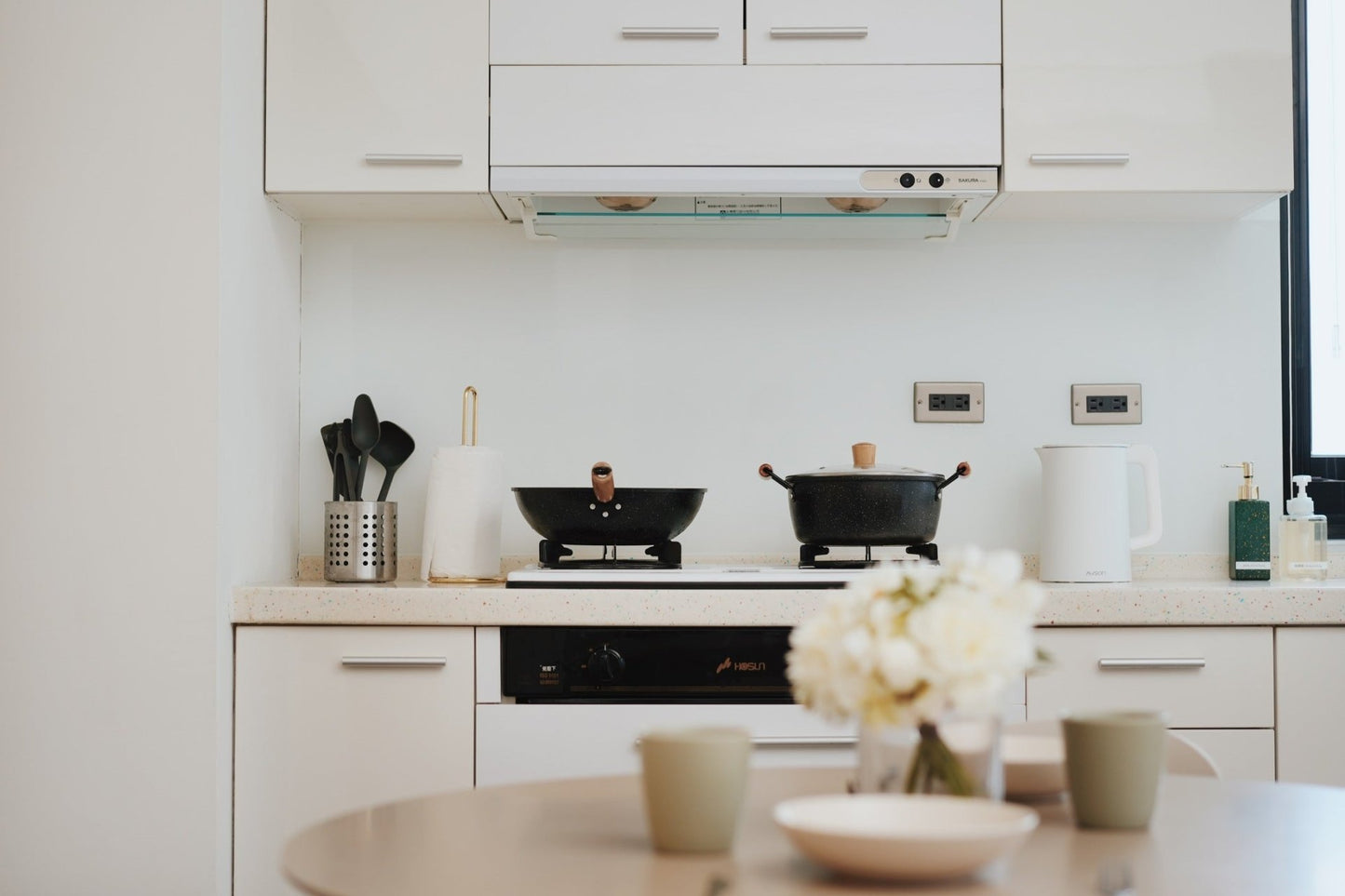 Fully-equipped kitchen for serviced apartment in Taipei Taiwan, ideal for long-term stays - Kolette Home