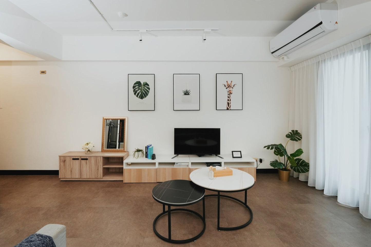Modern living room in Taipei Taiwan short-term apartment with foreigners friendly - Kolette Home
