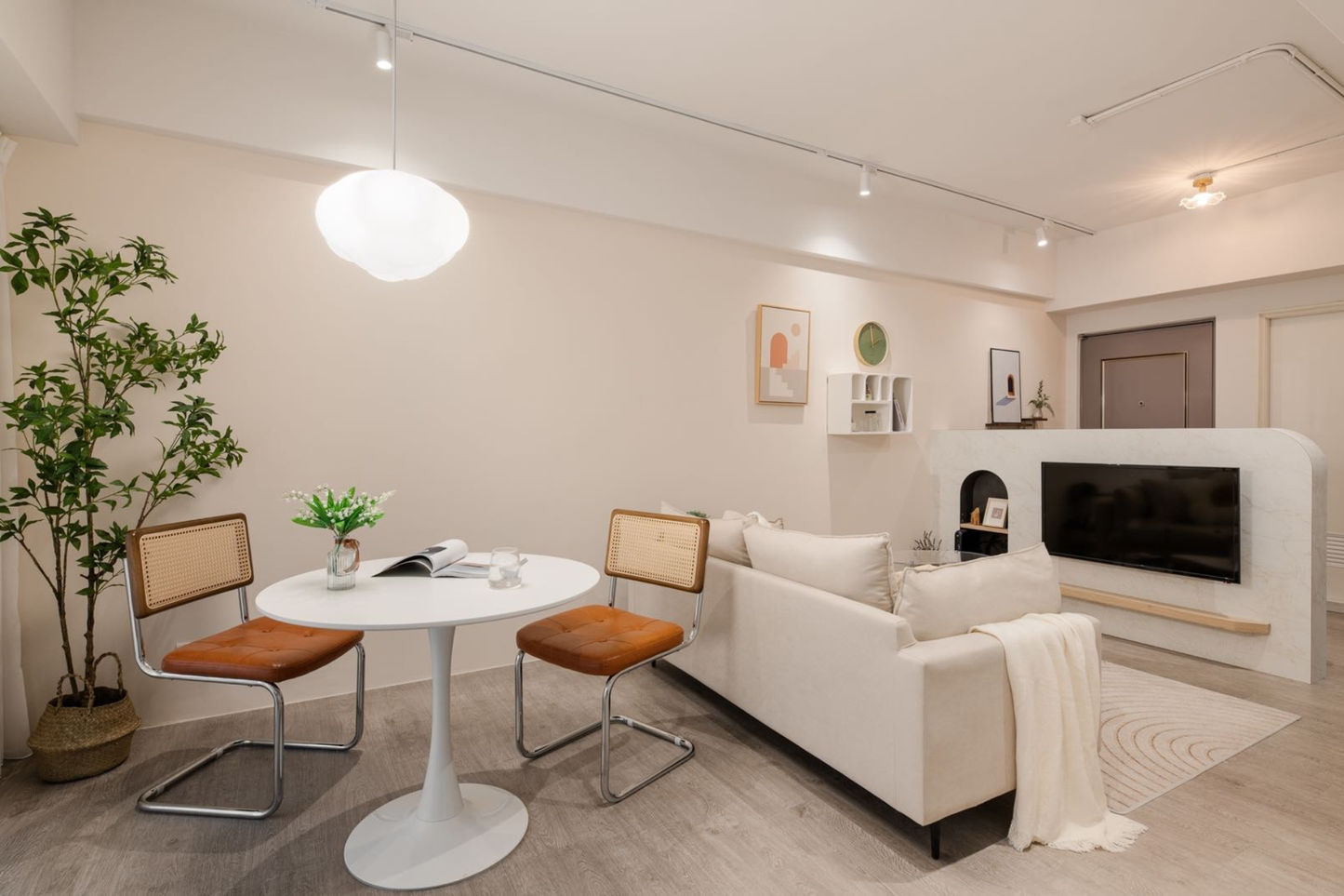Modern living room in Taipei Taiwan short-term apartment with foreigners friendly - Kolette Home