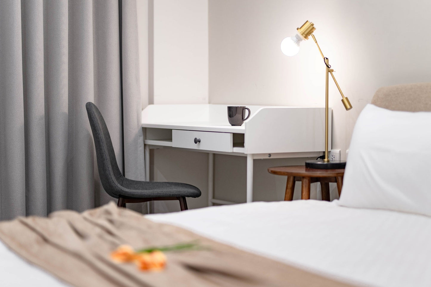 Dedicated workspace for digital nomads in Taipei Taiwan short-term apartment with high-speed Wi-Fi - Kolette Home