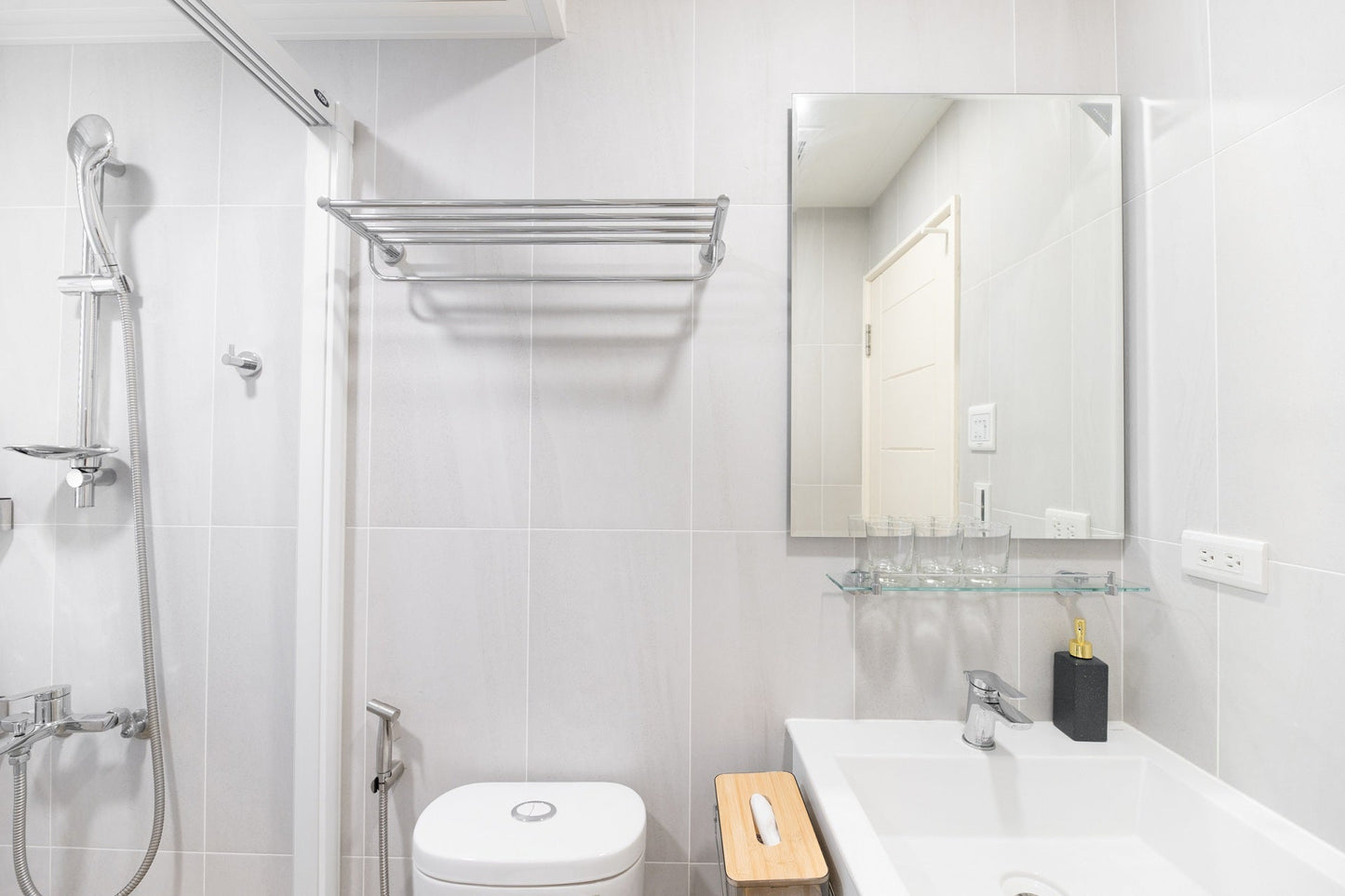 Clean hotel-grade bathroom in Taipei Taiwan short-term rental with shower - Kolette Home