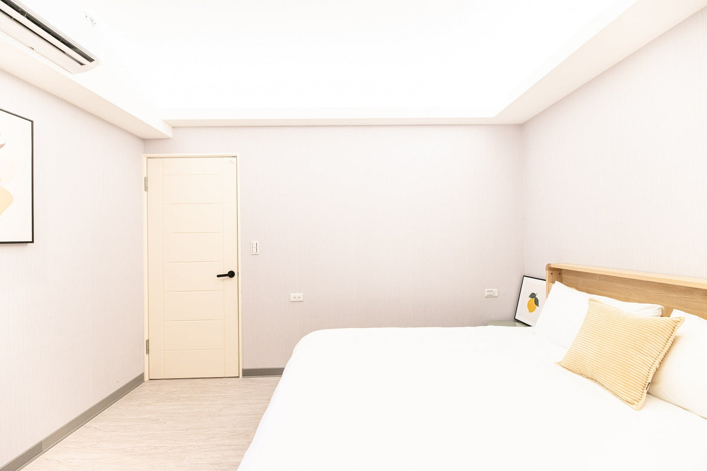 Cozy bedroom in Taipei Taiwan monthly apartment with premium bedding and quiet atmosphere - Kolette Home