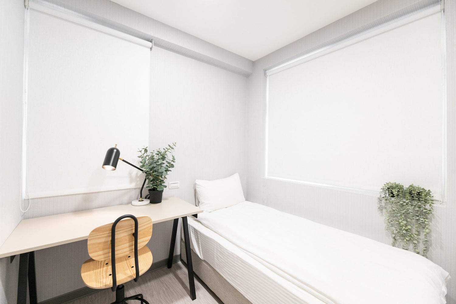 Dedicated workspace for digital nomads in Taipei Taiwan short-term apartment with high-speed Wi-Fi - Kolette Home