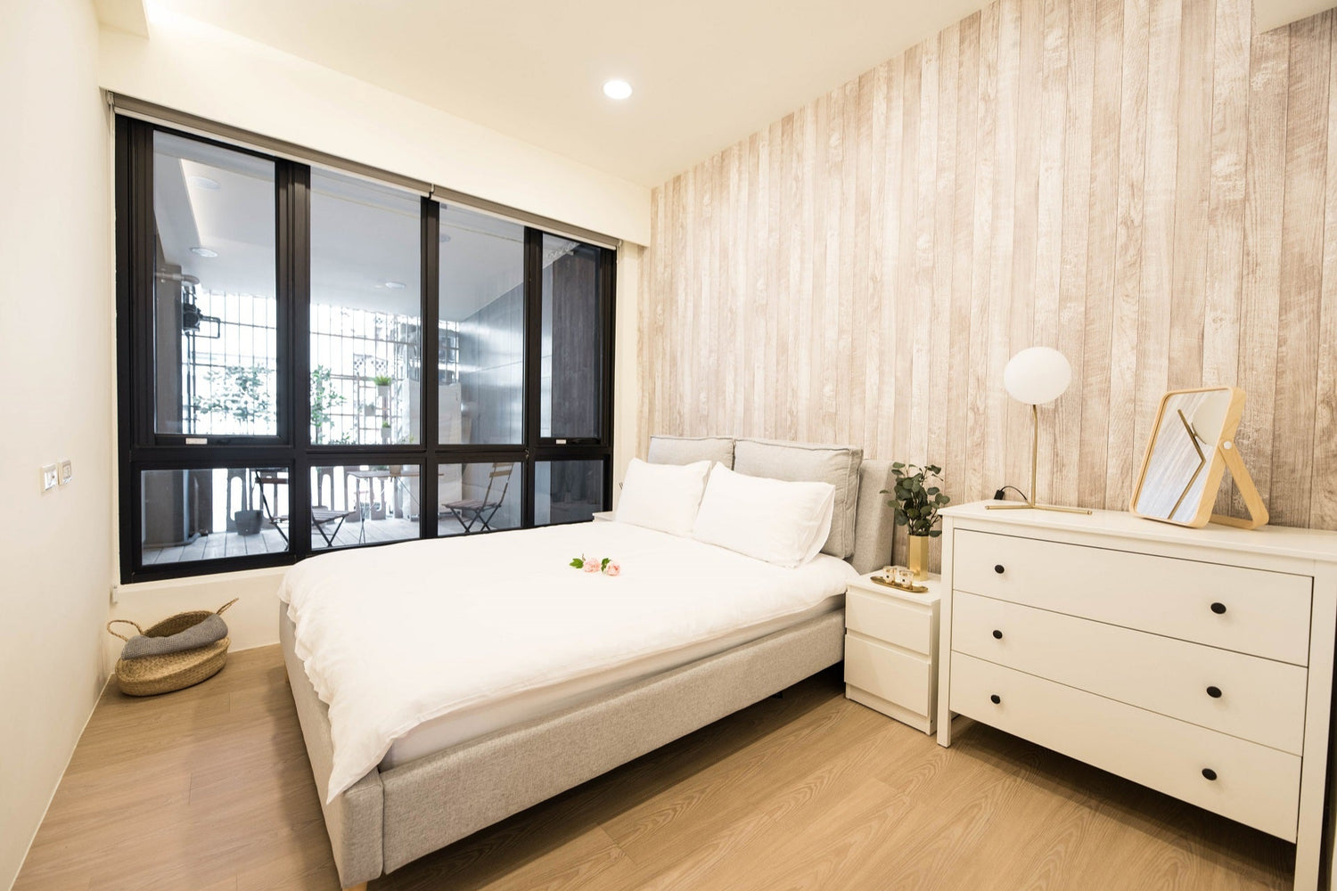 Cozy bedroom in Taipei Taiwan monthly apartment with premium bedding and quiet atmosphere - Kolette Home