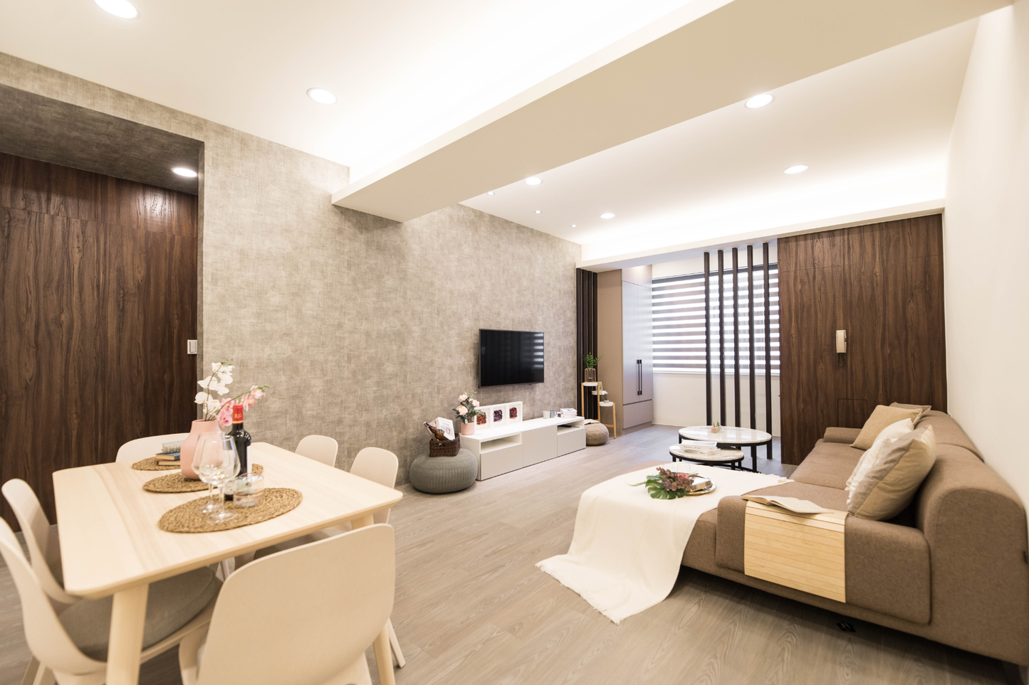 Modern living room in Taipei Taiwan short-term apartment with foreigners friendly - Kolette Home