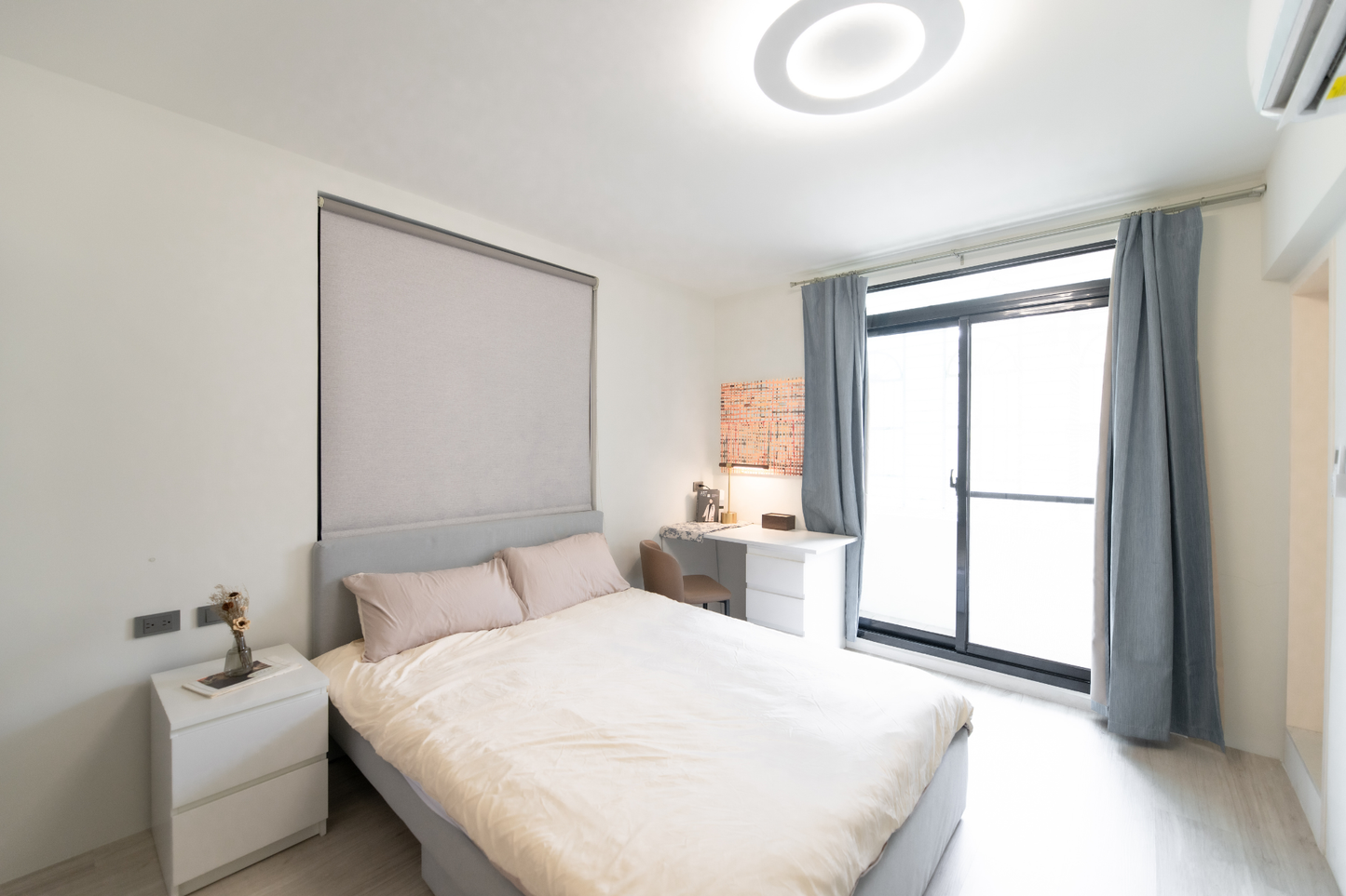Cozy bedroom in Taipei Taiwan monthly apartment with premium bedding and quiet atmosphere - Kolette Home