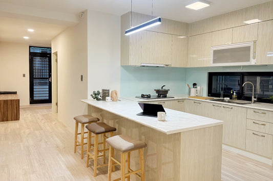 Luxurious 3-Bedroom Retreat: King-Size Comfort & Prime Location (GF35)