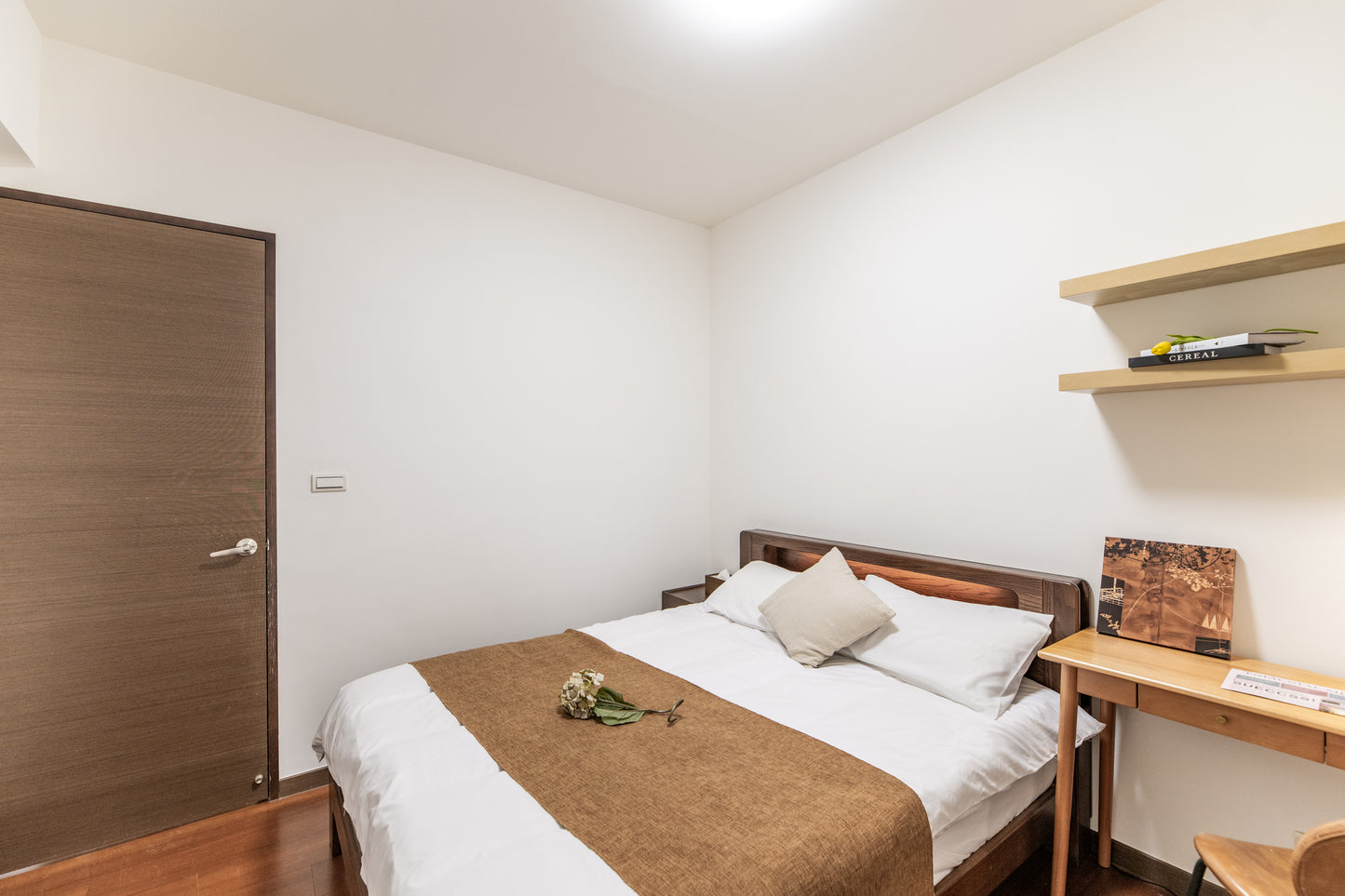 Cozy bedroom in Taipei Taiwan monthly apartment with premium bedding and quiet atmosphere - Kolette Home