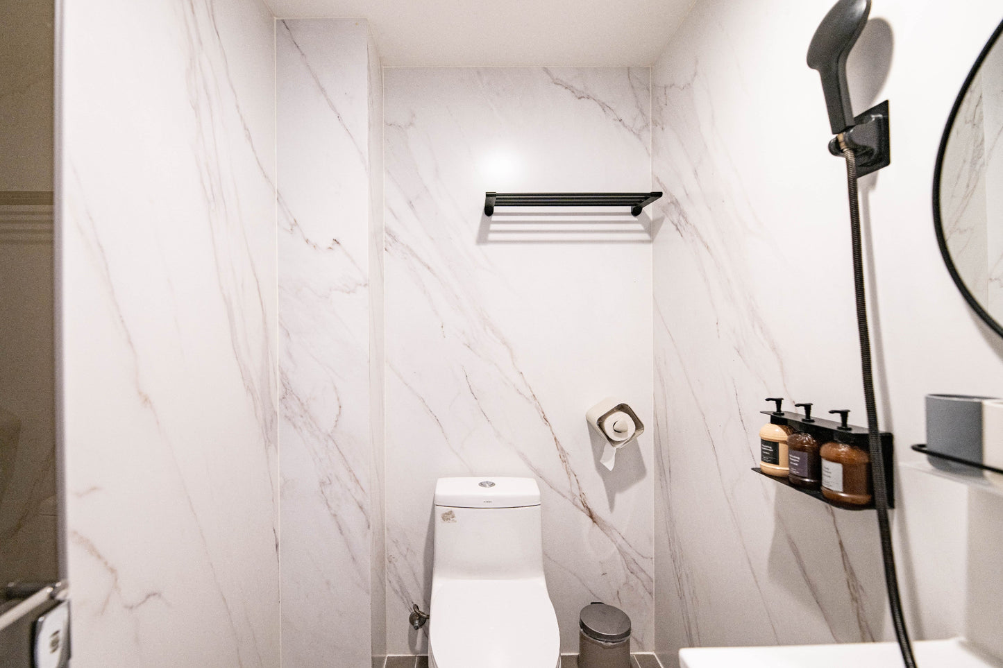 Clean hotel-grade bathroom in Taipei Taiwan short-term rental with shower - Kolette Home