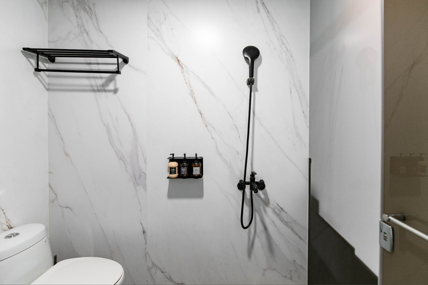 Clean hotel-grade bathroom in Taipei Taiwan short-term rental with shower - Kolette Home