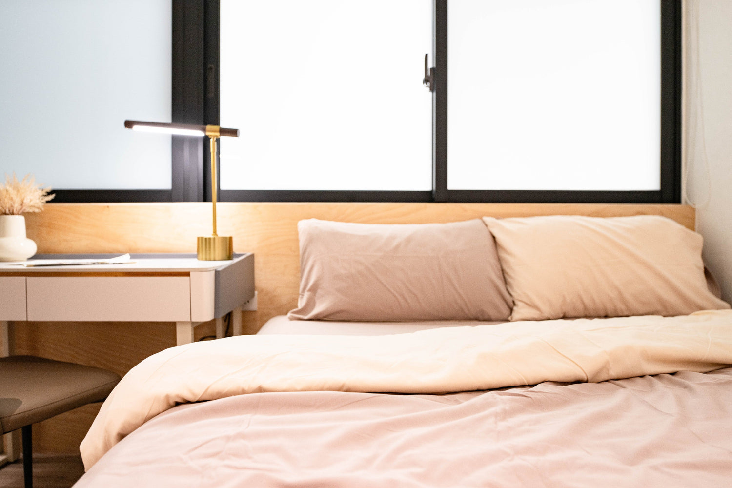 Cozy bedroom in Taipei Taiwan monthly apartment with premium bedding and quiet atmosphere - Kolette Home