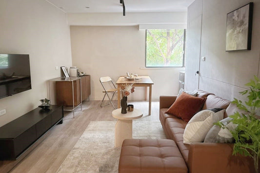 Warm-Hearted Studio with Park View, Newly Renovated (DB304/704)