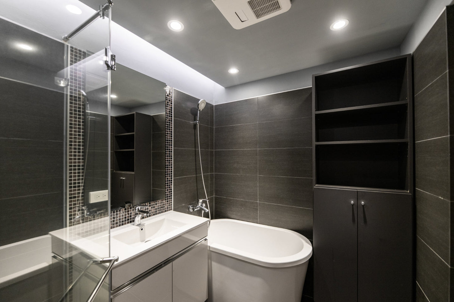 Clean hotel-grade bathroom in Taipei Taiwan short-term rental with shower and bathtub- Kolette Home