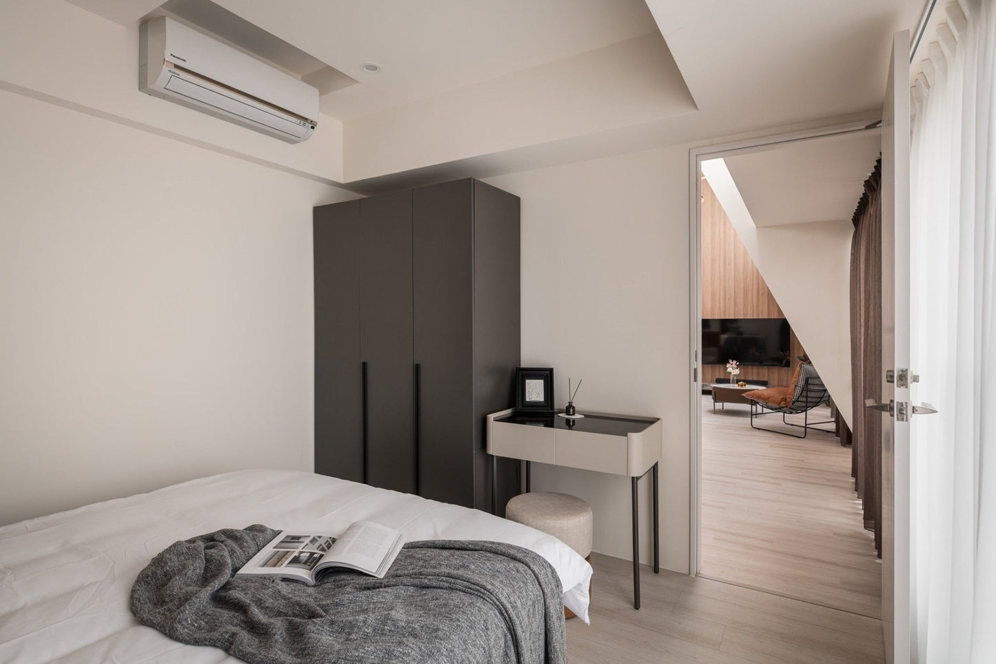 Cozy bedroom in Taipei Taiwan monthly apartment with premium bedding and quiet atmosphere - Kolette Home