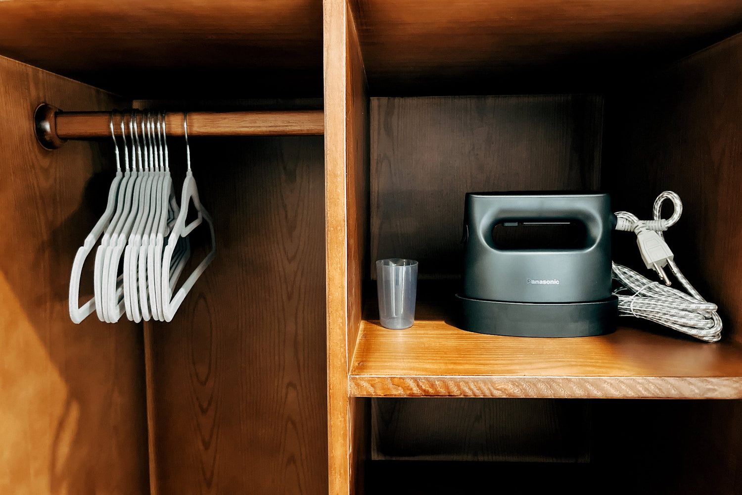 Dedicated workspace for digital nomads in Taipei Taiwan short-term apartment with high-speed Wi-Fi - Kolette Home