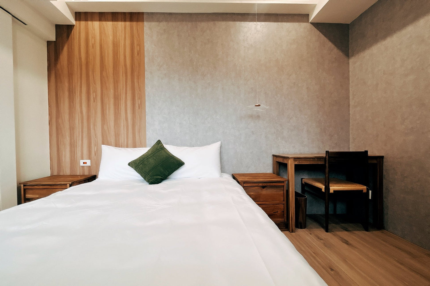 Cozy bedroom in Taipei Taiwan monthly apartment with premium bedding and quiet atmosphere - Kolette Home