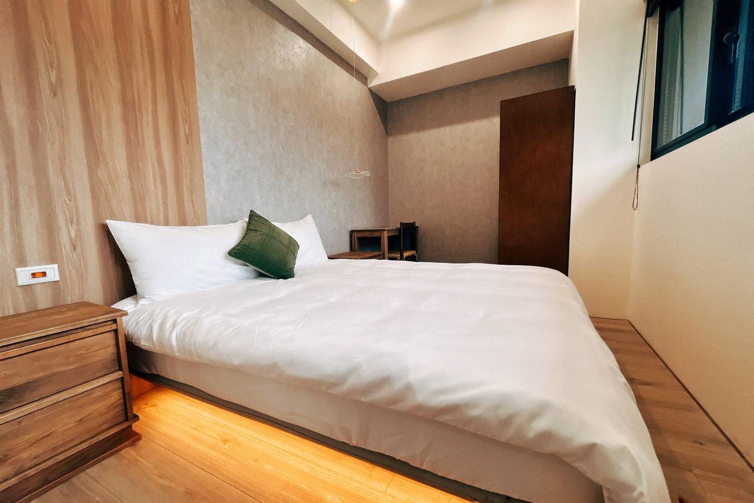 Cozy bedroom in Taipei Taiwan monthly apartment with premium bedding and quiet atmosphere - Kolette Home
