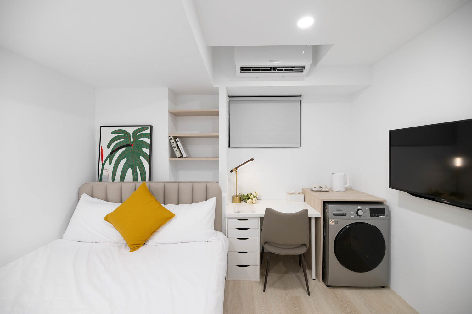 Dedicated workspace for digital nomads in Taipei Taiwan short-term apartment with high-speed Wi-Fi - Kolette Home