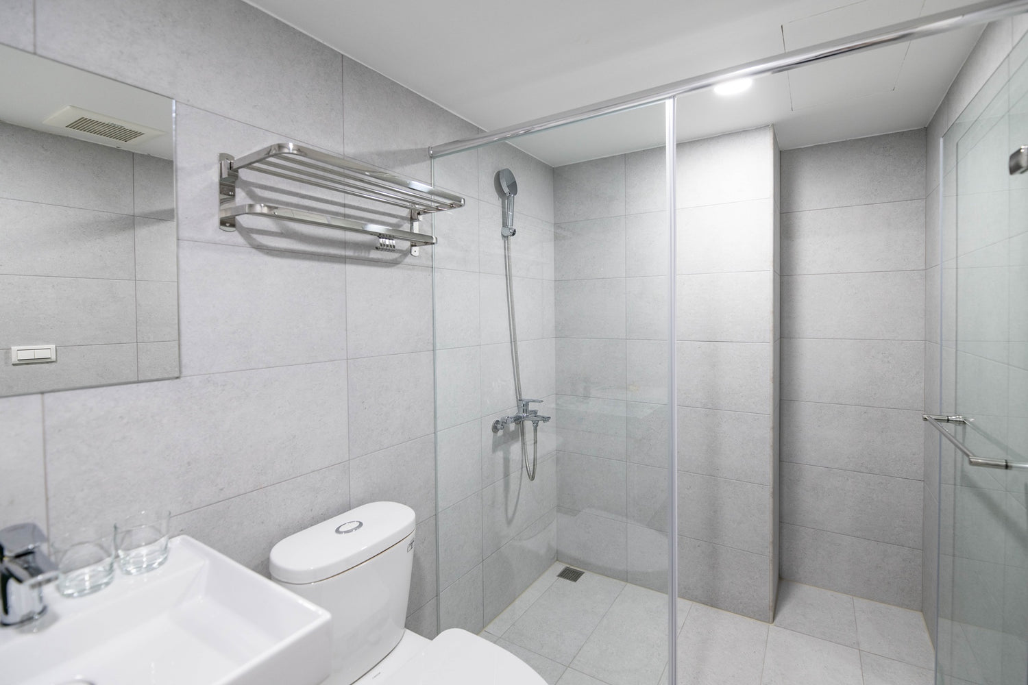 Clean hotel-grade bathroom in Taipei Taiwan short-term rental with shower - Kolette Home