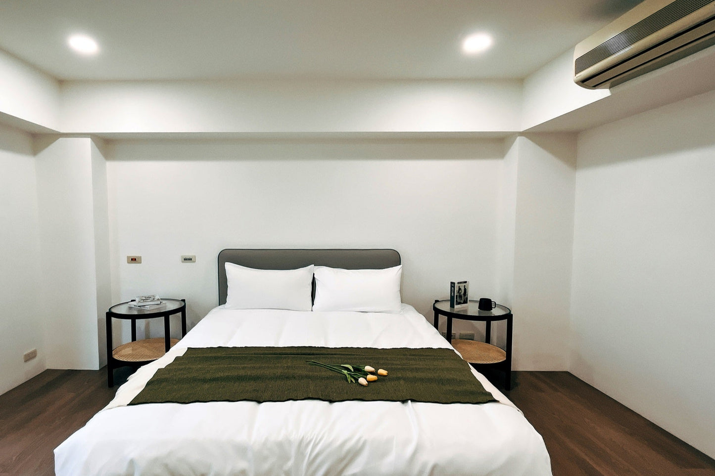 Cozy bedroom in Taipei Taiwan monthly apartment with premium bedding and quiet atmosphere - Kolette Home