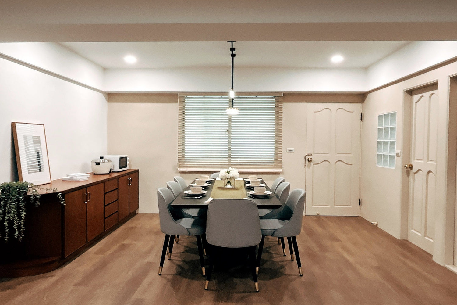 Modern Dining room in Taipei Taiwan short-term apartment with minimalist design - Kolette Home