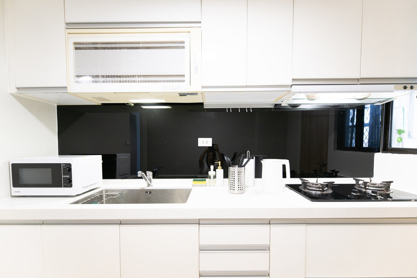 Fully-equipped kitchen for serviced apartment in Taipei Taiwan, ideal for long-term stays - Kolette Home