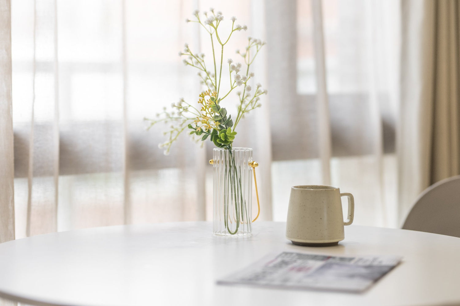 Dedicated workspace for digital nomads in Taipei Taiwan short-term apartment with high-speed Wi-Fi - Kolette Home