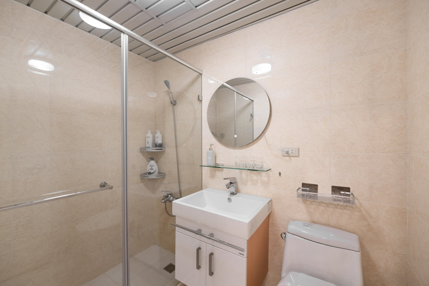 Clean hotel-grade bathroom in Taipei Taiwan short-term rental with shower - Kolette Home