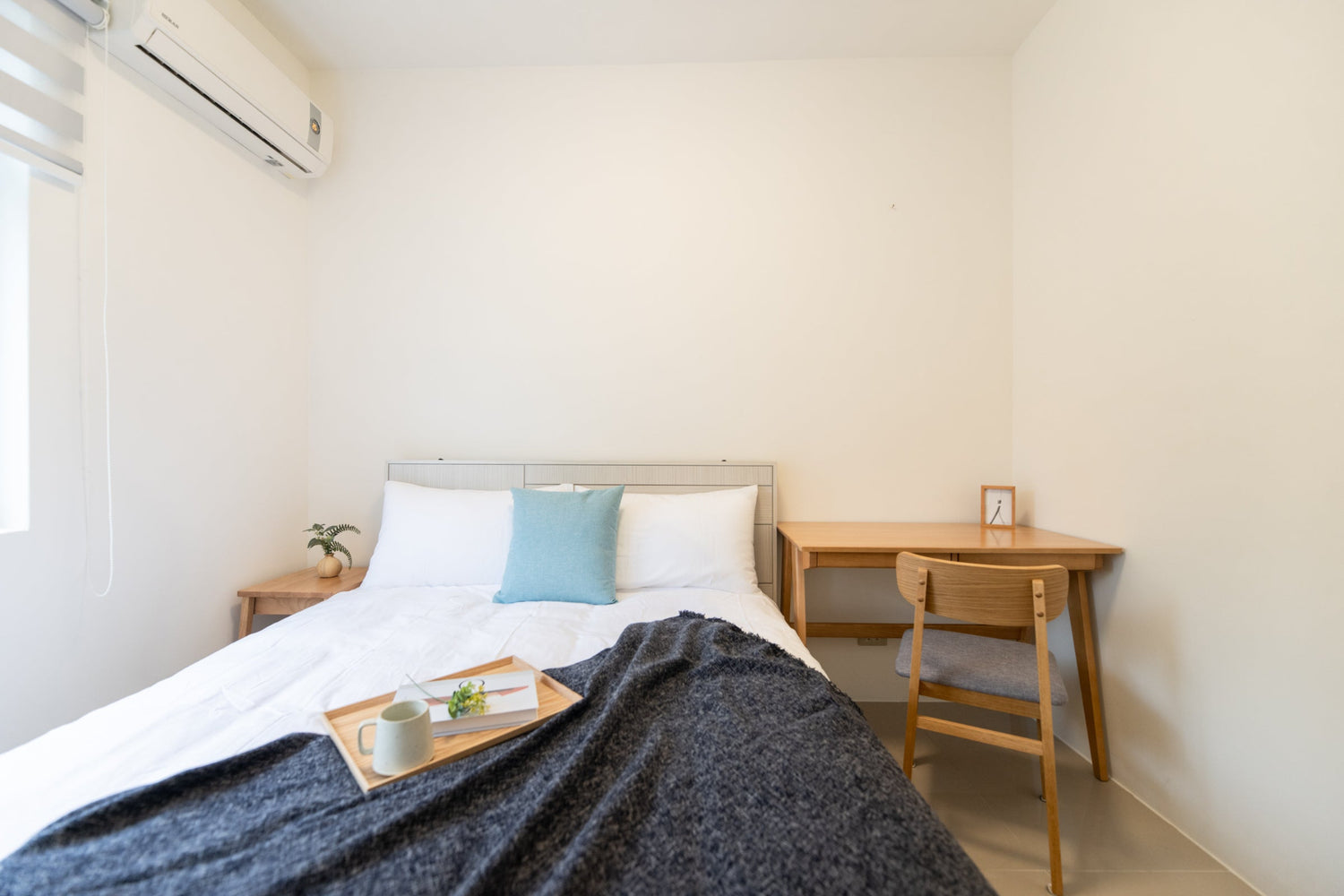 Cozy bedroom in Taipei Taiwan monthly apartment with premium bedding and quiet atmosphere - Kolette Home