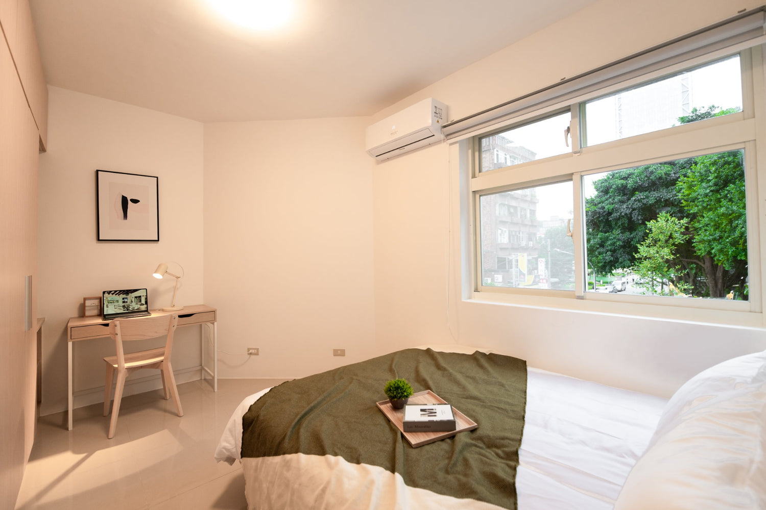 Dedicated workspace for digital nomads in Taipei Taiwan short-term apartment with high-speed Wi-Fi - Kolette Home