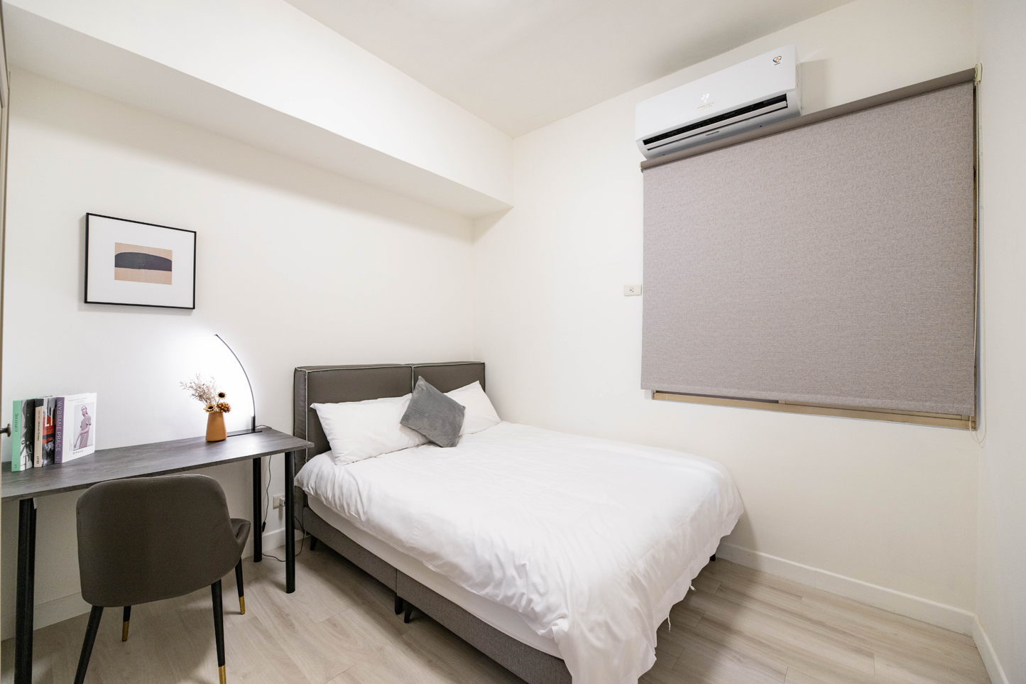 Cozy bedroom in Taipei Taiwan monthly apartment with premium bedding and quiet atmosphere - Kolette Home