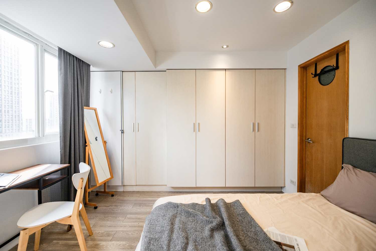 Cozy bedroom in Taipei Taiwan monthly apartment with premium bedding and quiet atmosphere - Kolette Home