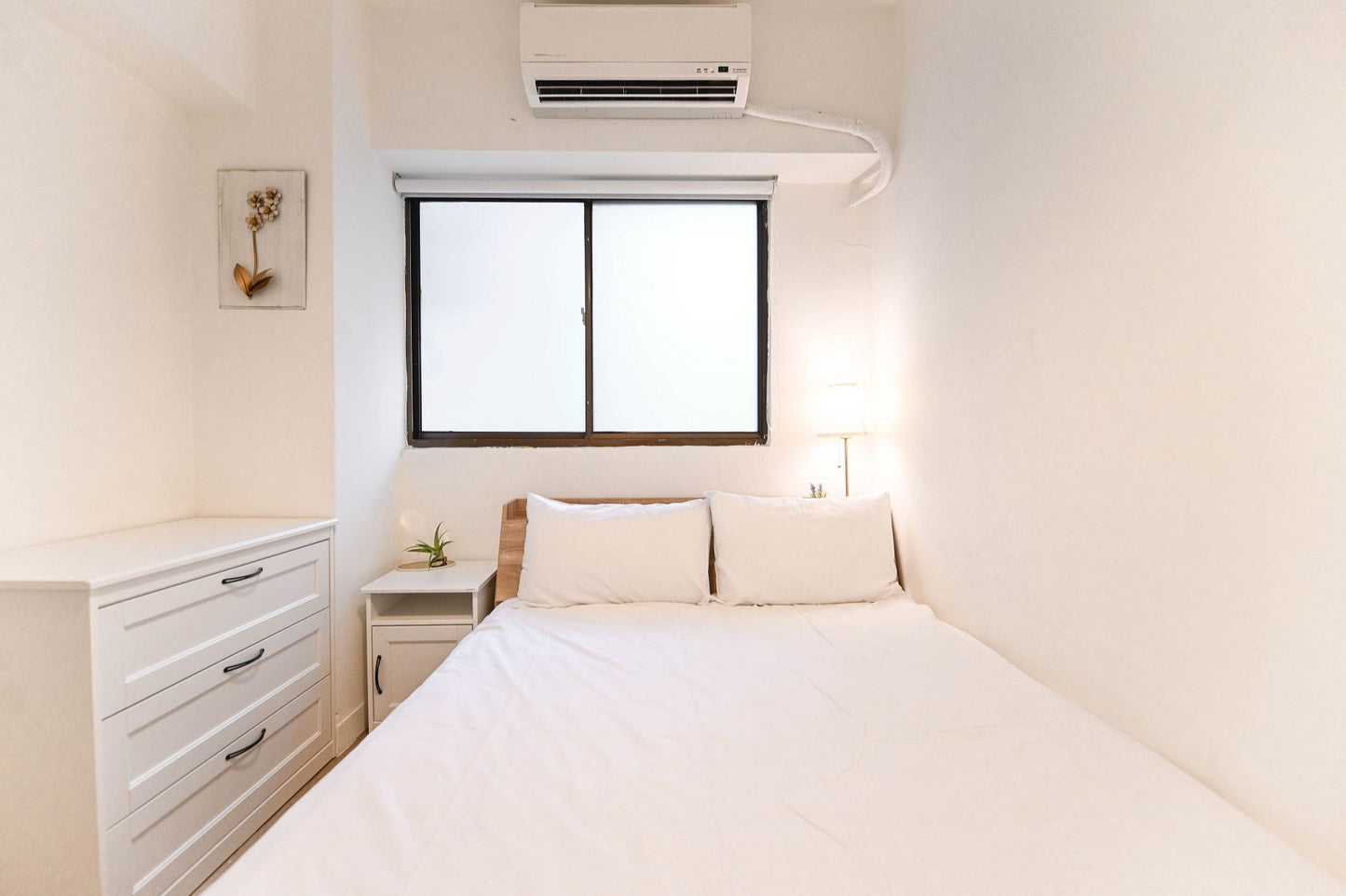 Cozy bedroom in Taipei Taiwan monthly apartment with premium bedding and quiet atmosphere - Kolette Home