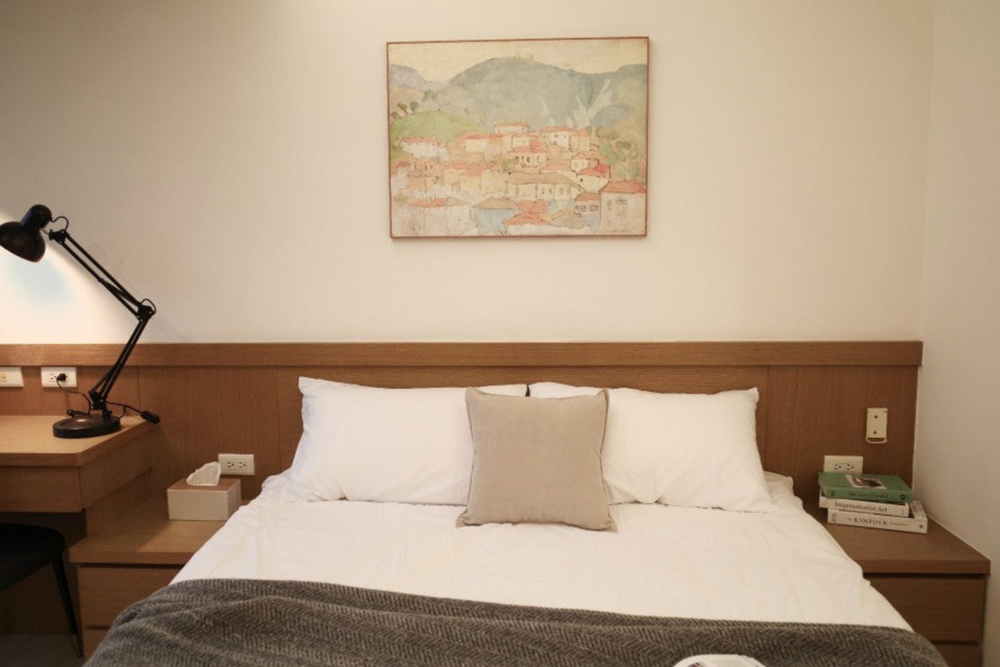 Cozy bedroom in Taipei Taiwan monthly apartment with premium bedding and quiet atmosphere - Kolette Home