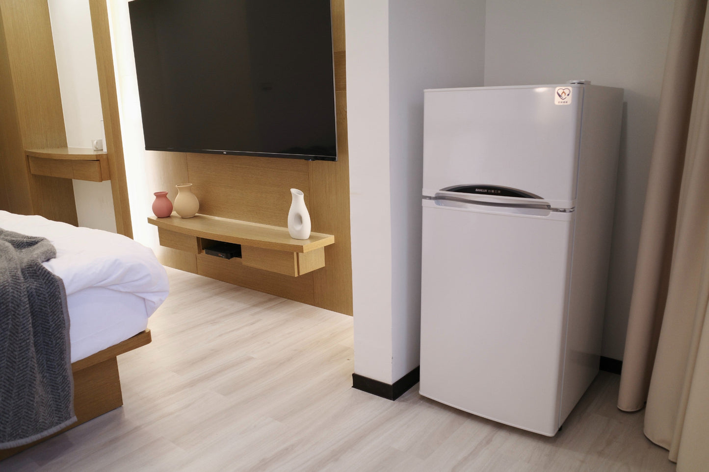 fridge for serviced apartment in Taipei Taiwan, ideal for long-term stays - Kolette Home