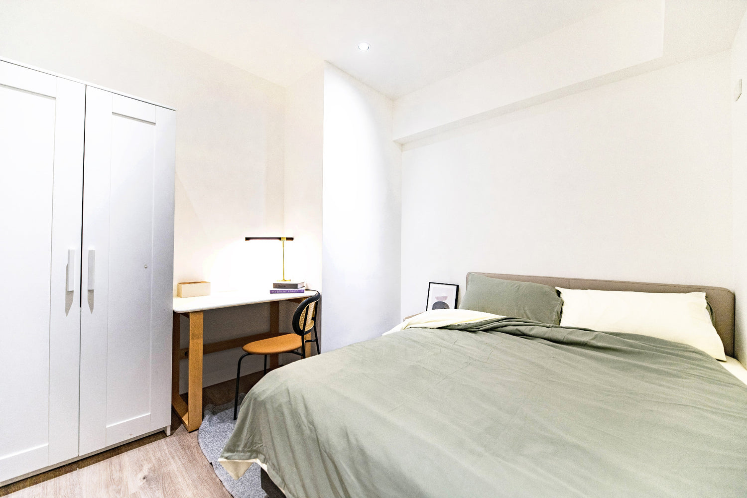 Cozy bedroom in Taipei Taiwan monthly apartment with premium bedding and quiet atmosphere - Kolette Home
