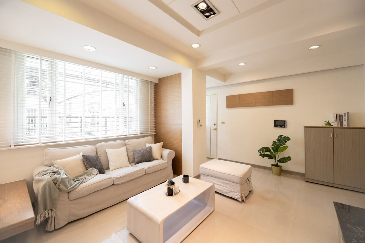 Modern living room in Taipei Taiwan short-term apartment with foreigners friendly - Kolette Home