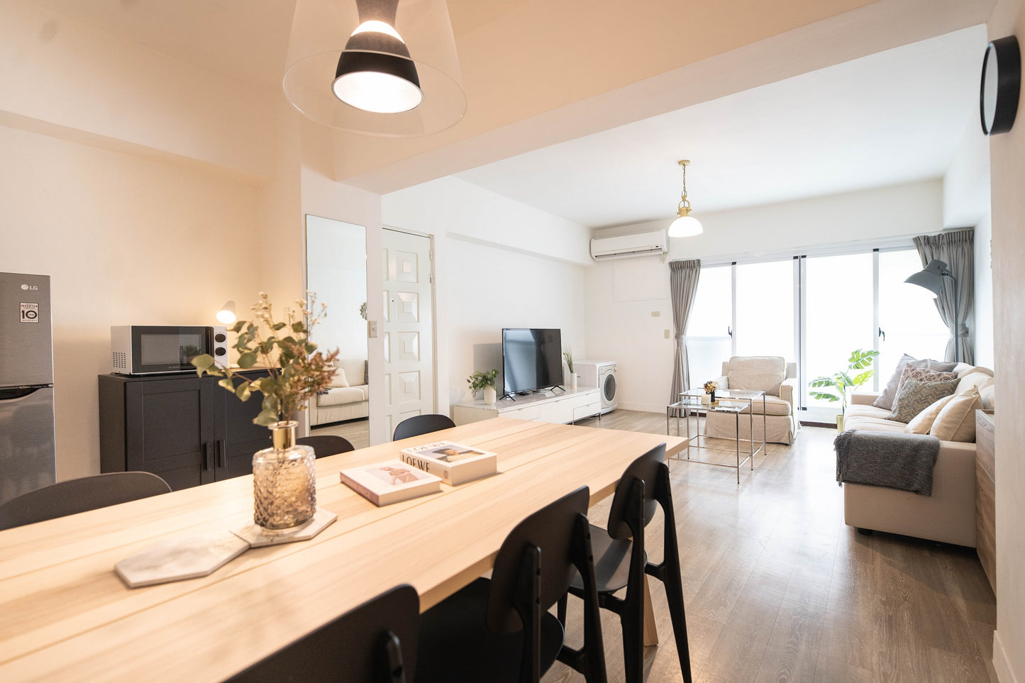 Modern living room in Taipei Taiwan short-term apartment with foreigners friendly - Kolette Home